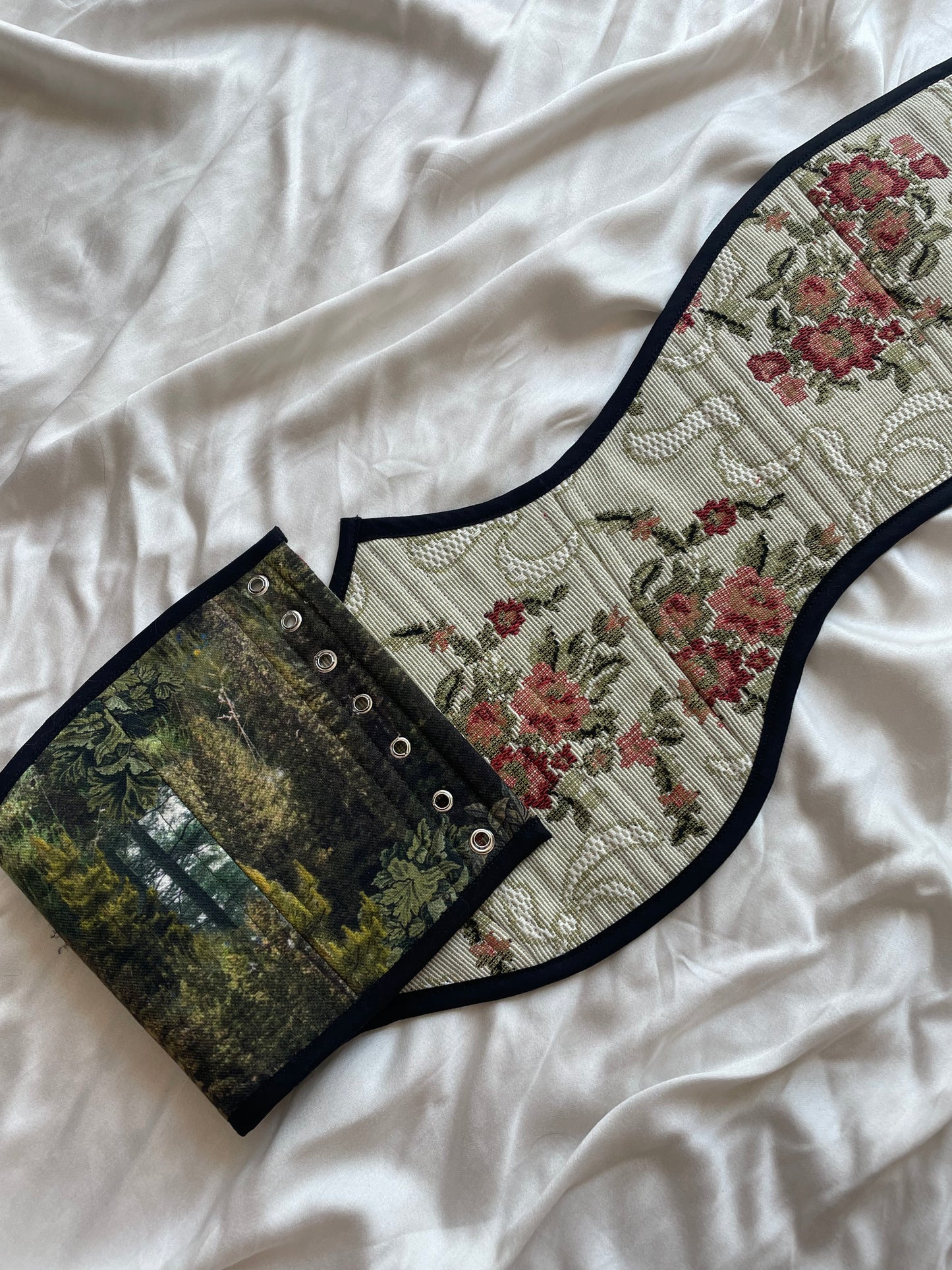 2 in 1 underbust corset