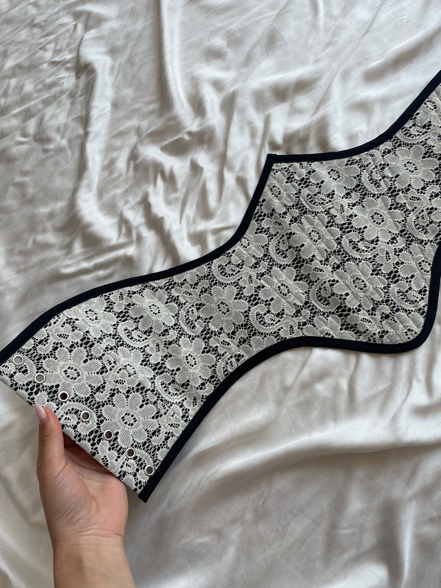 2 in 1 underbust corset